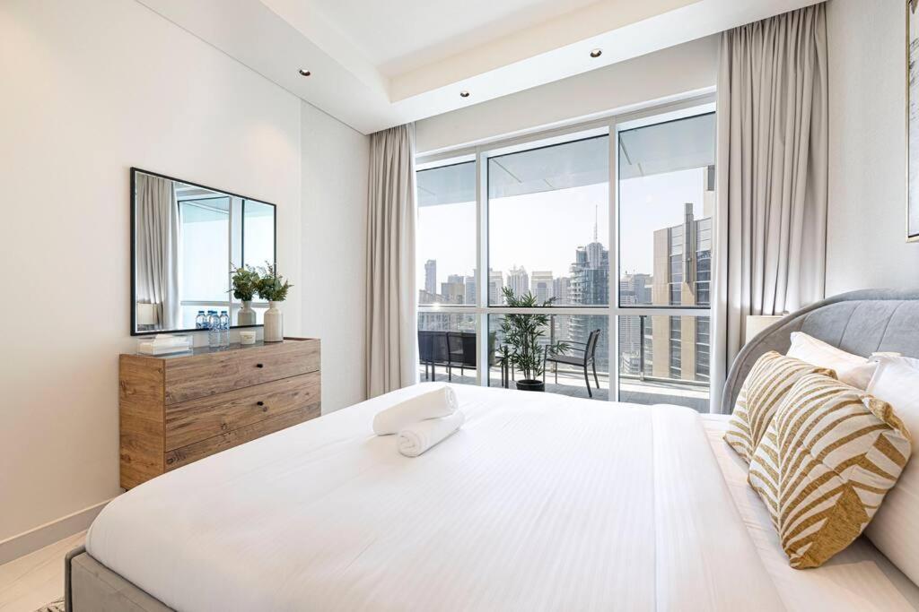 Apartment Magnificent - Luxurious 3 Bedroom With Marina View Dubai