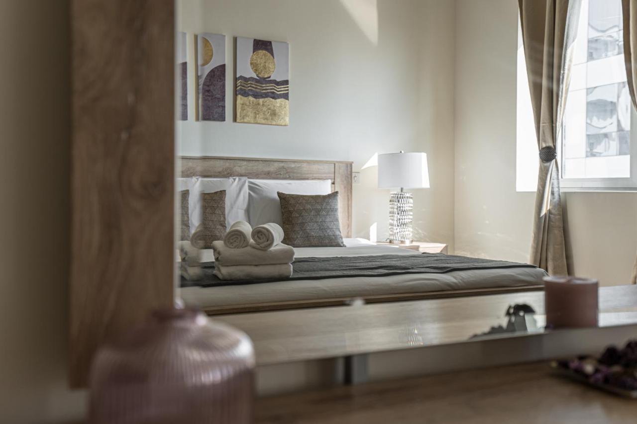 Apartamento Higuests - Cheerful With Stunning Views In Port Saeed *