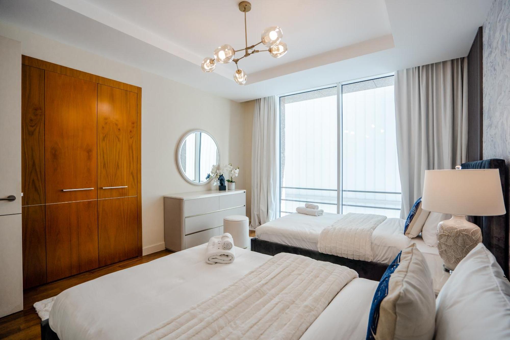 Nasma Luxury - Limestone House Apartamento Dubái
