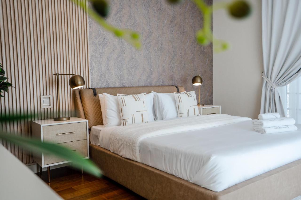Nasma Luxury - Limestone House Apartamento Dubái