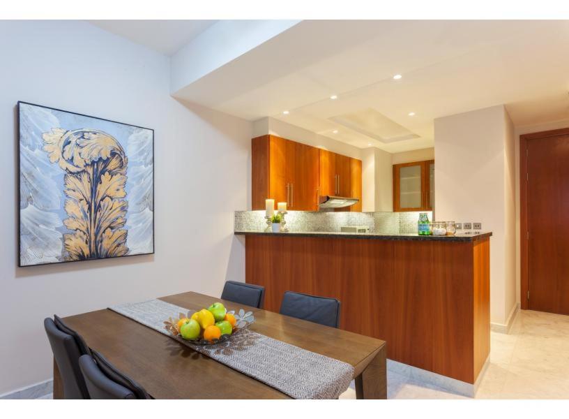 Nasma Luxury - Park Tower Apartemen *
