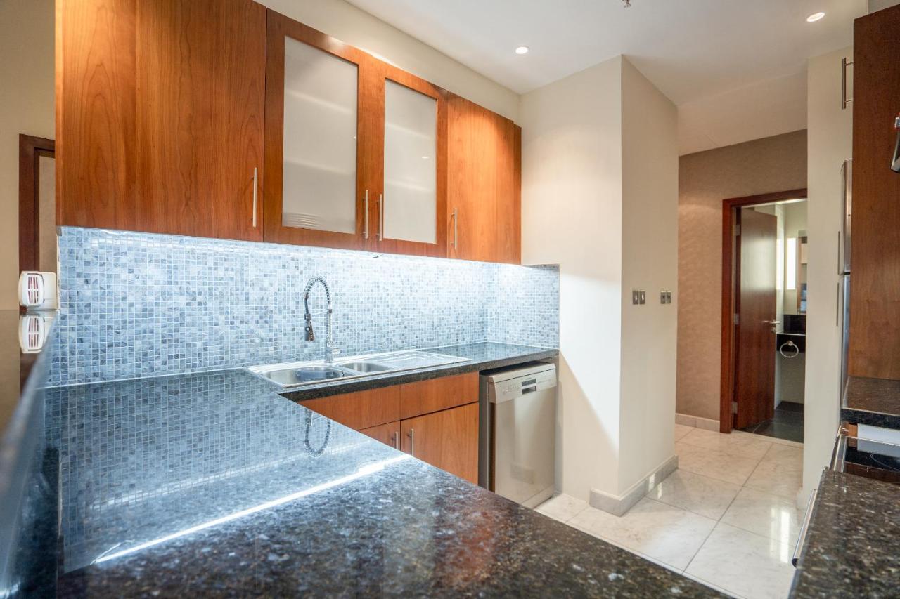 Apartemen Nasma Luxury - Park Tower Dubai
