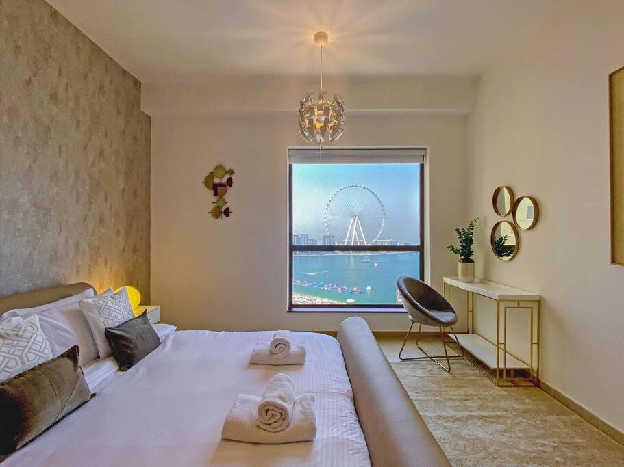 Luxury 2 Mins Walk From Sea Apartemen *
