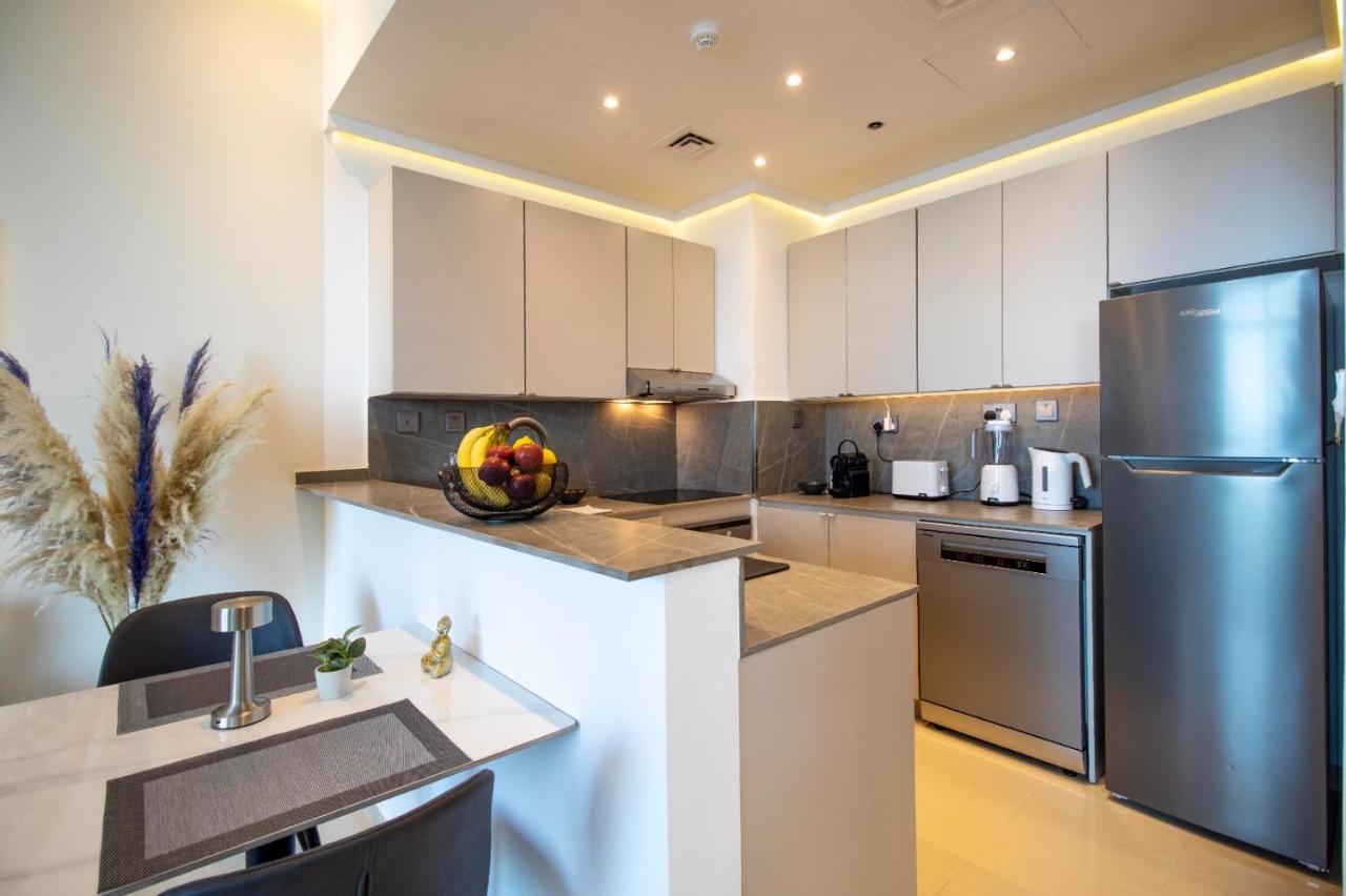 Appartamento Luxury-designer 1 Bedroom Sea View Dubai
