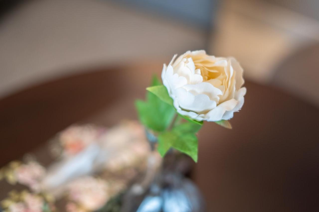 Aliving Stylish With Partial Burj & Canal Views- Prive , Business Bay 713 Appartement *