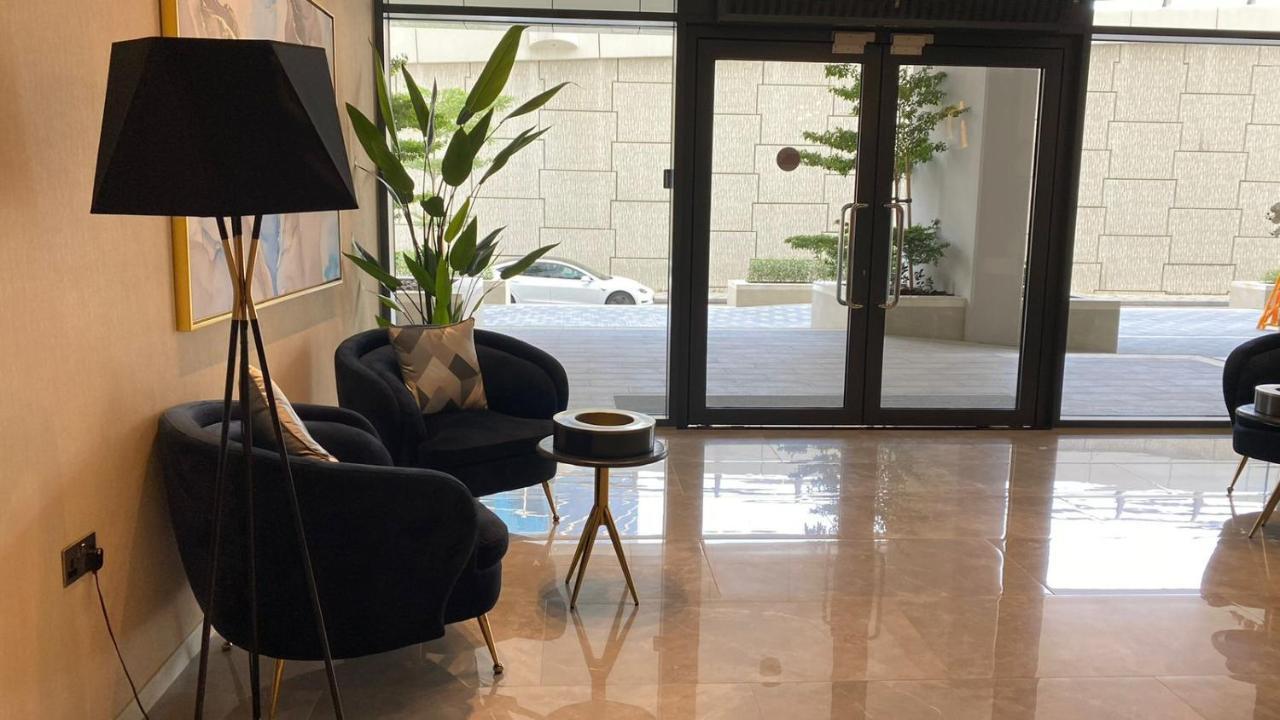 Citihome -1br In Business Bay Close To Shopping Mall Dubái