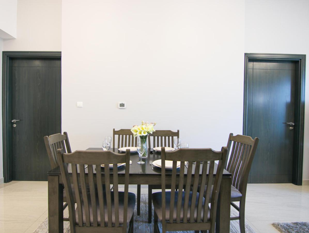 2 Bedroom Burj Khalifa View With Large Private Terrace Apartamento Dubái