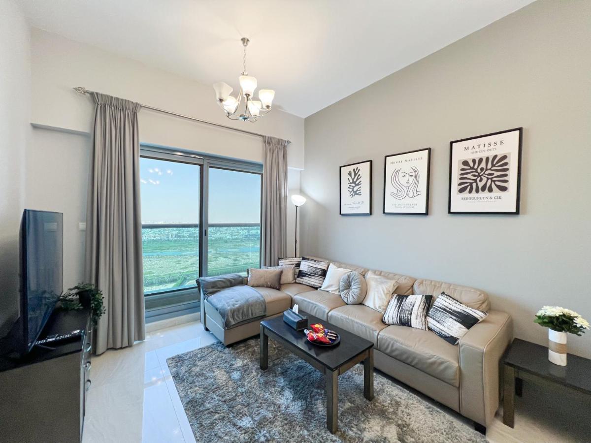 2 Bedroom Burj Khalifa View With Large Private Terrace *