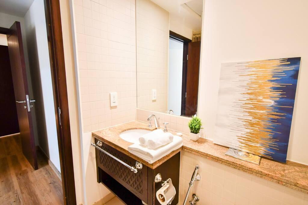 Apartment Panoramic Burj&fountain View 3 En-suite Br+office Dubai