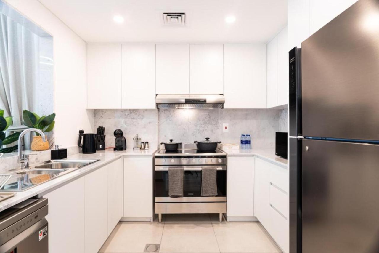Easygo - Lamtara 1 Burj Al Arab 2 Bedroom & Maid Apartemen