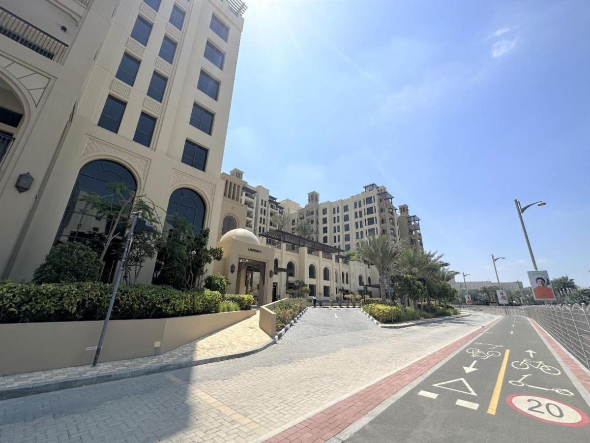 Easygo - Lamtara 1 Burj Al Arab 2 Bedroom & Maid Apartemen *