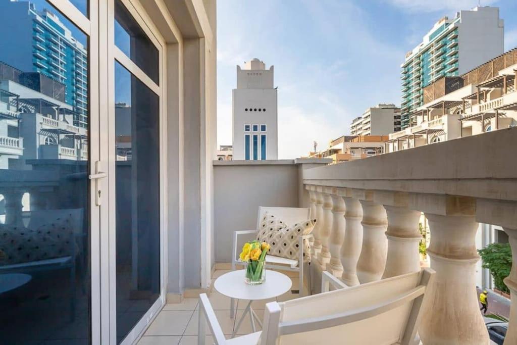 Appartamento Contemporary 2br W/ Maid's At Jvc