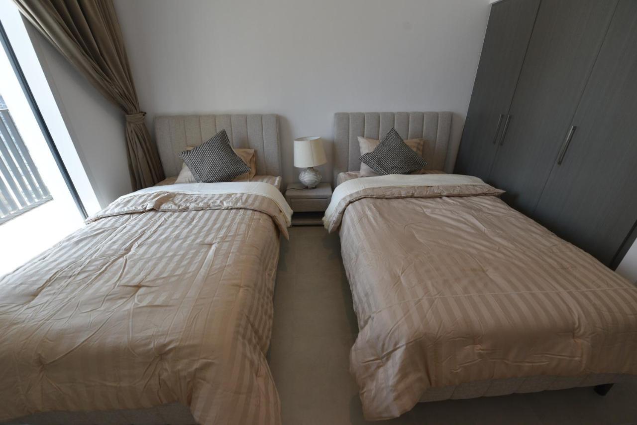 2 Bhk Familly - Creek Horizon Tower 2 * Dubai