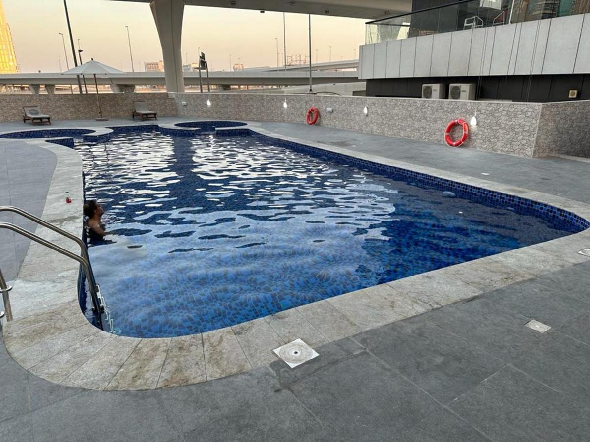 My-places 1 Bed Escan Towers 15 * Dubaï