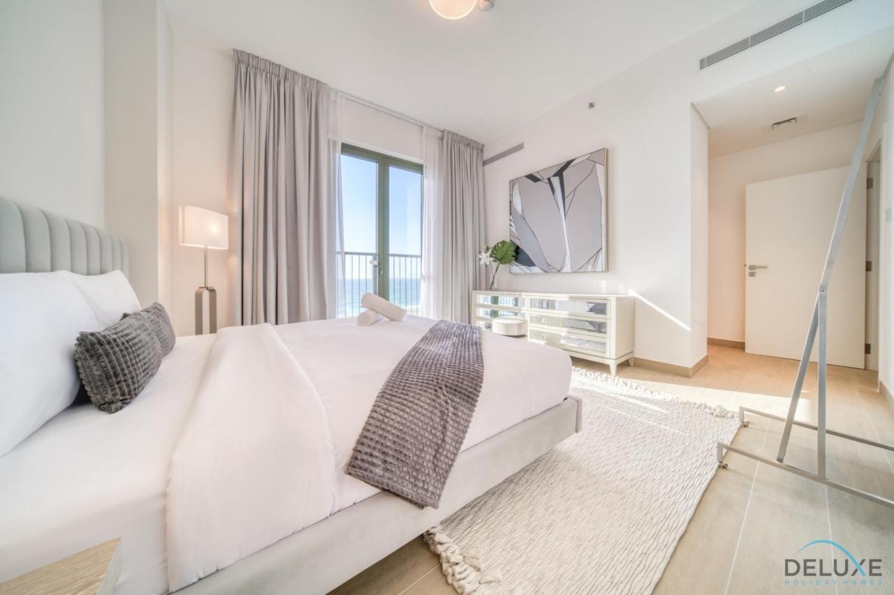 Peaceful 4br Penthouse With Assistant At Le Pont Jumeirah By Deluxe Homes Apartamento Dubái