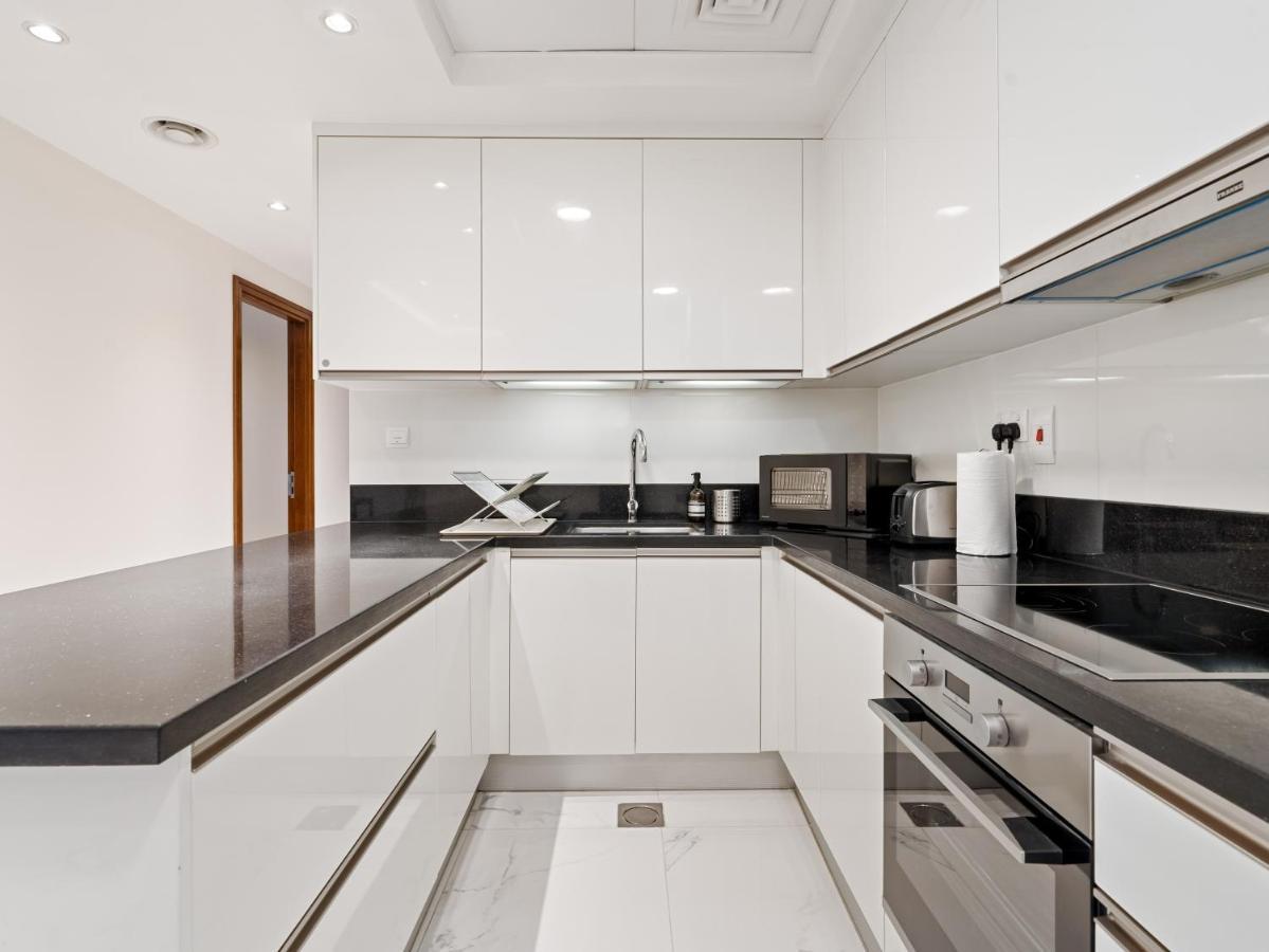 Appartement Modern With Partial Canal And Pool View
