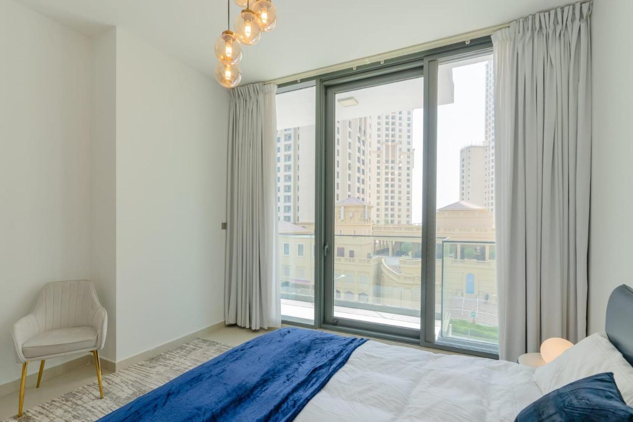 Sleek 1 Bedroom With Views Of Marina Dubaï