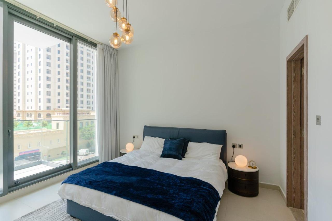 Sleek 1 Bedroom With Views Of Marina Appartement *
