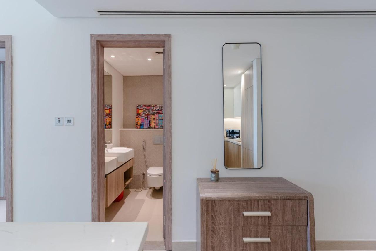Sleek 1 Bedroom With Views Of Marina Dubaï