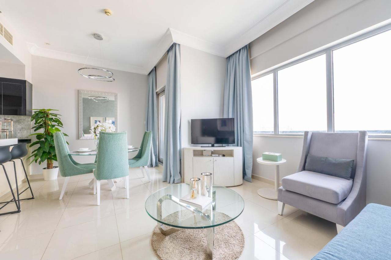 Downtown Luxury - 5 Star Facilities - 5 Min Walk To Mall Dubái