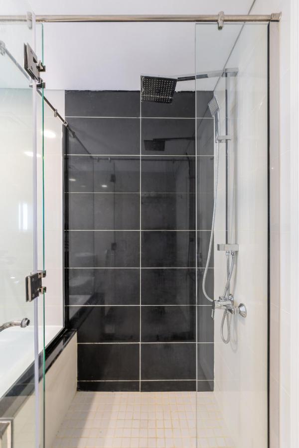 Downtown Luxury - 5 Star Facilities - 5 Min Walk To Mall Dubái