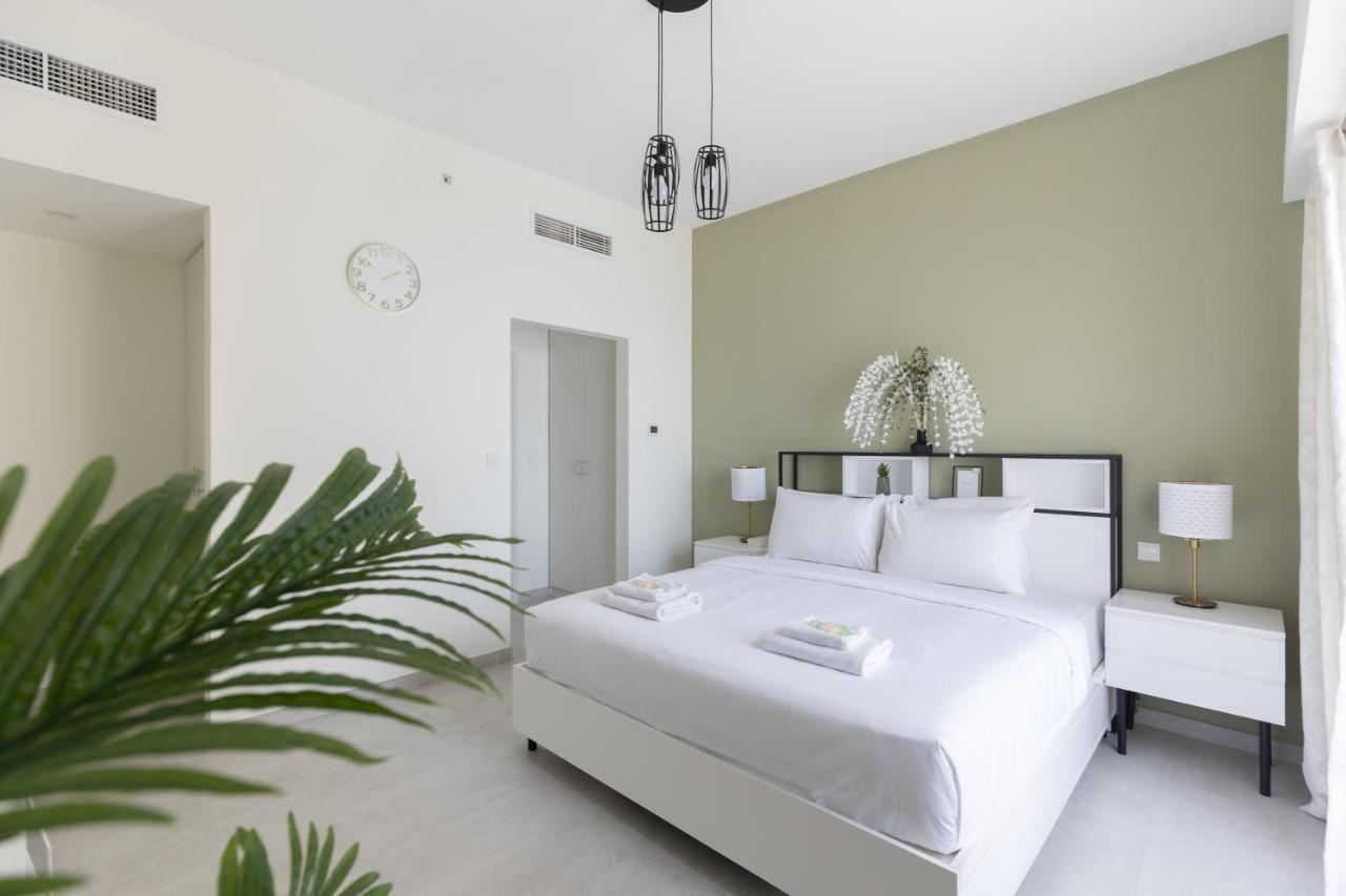 Spectacular Seaview Your Coastal Dream Awaits Dubái