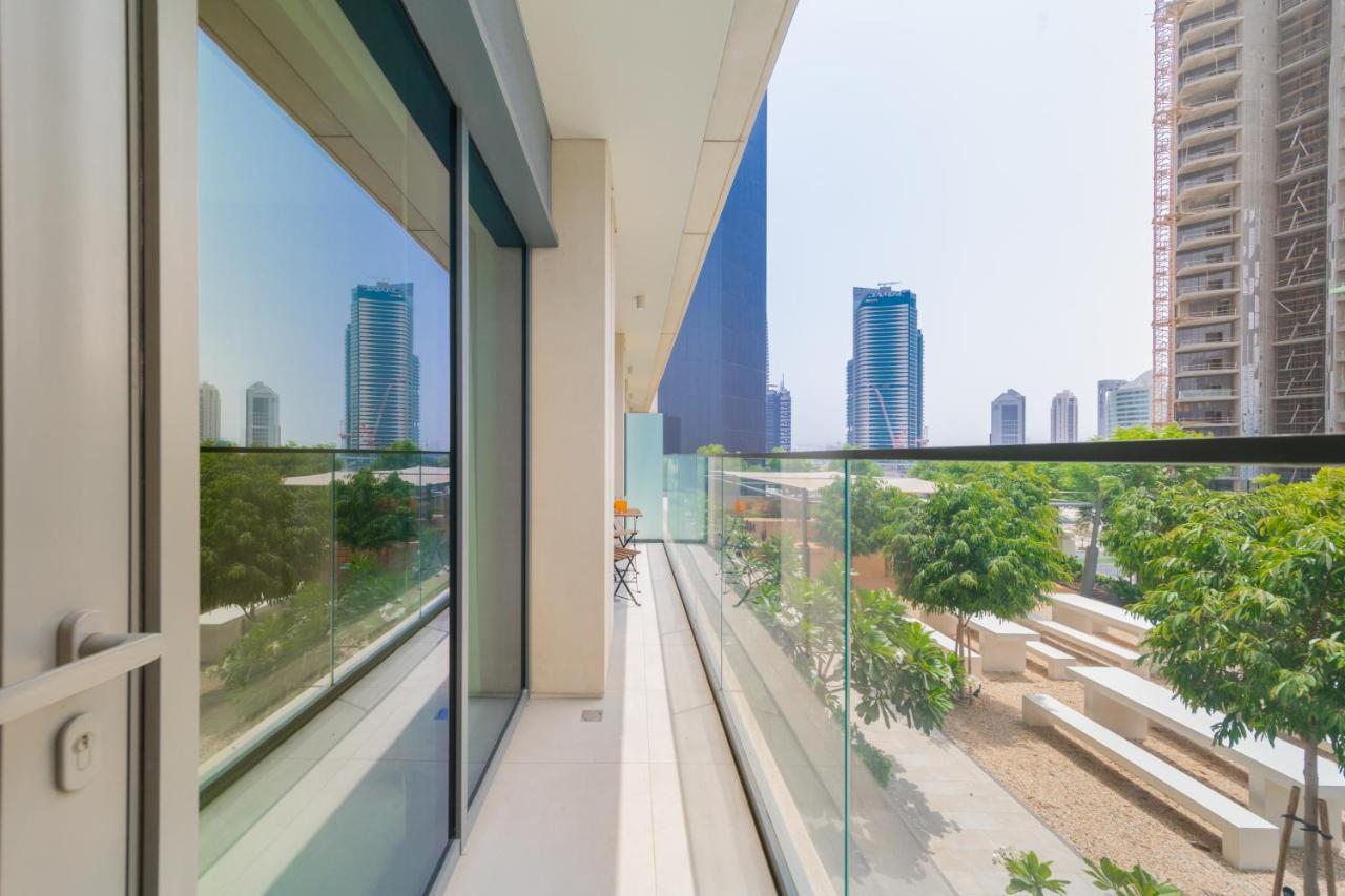 Apartment Eden's Homes & - Burj Royale