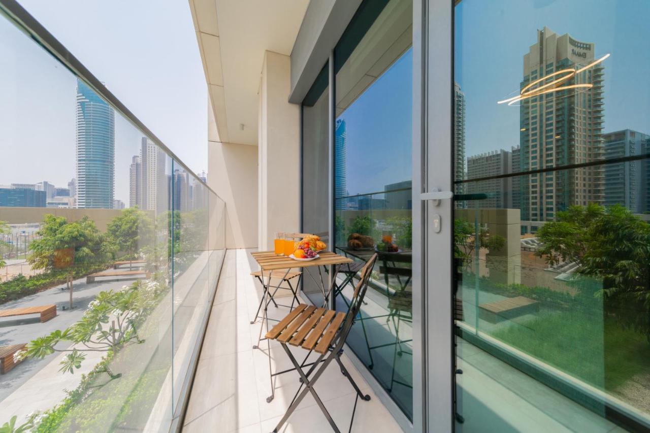 Apartment Eden's Homes & - Burj Royale *