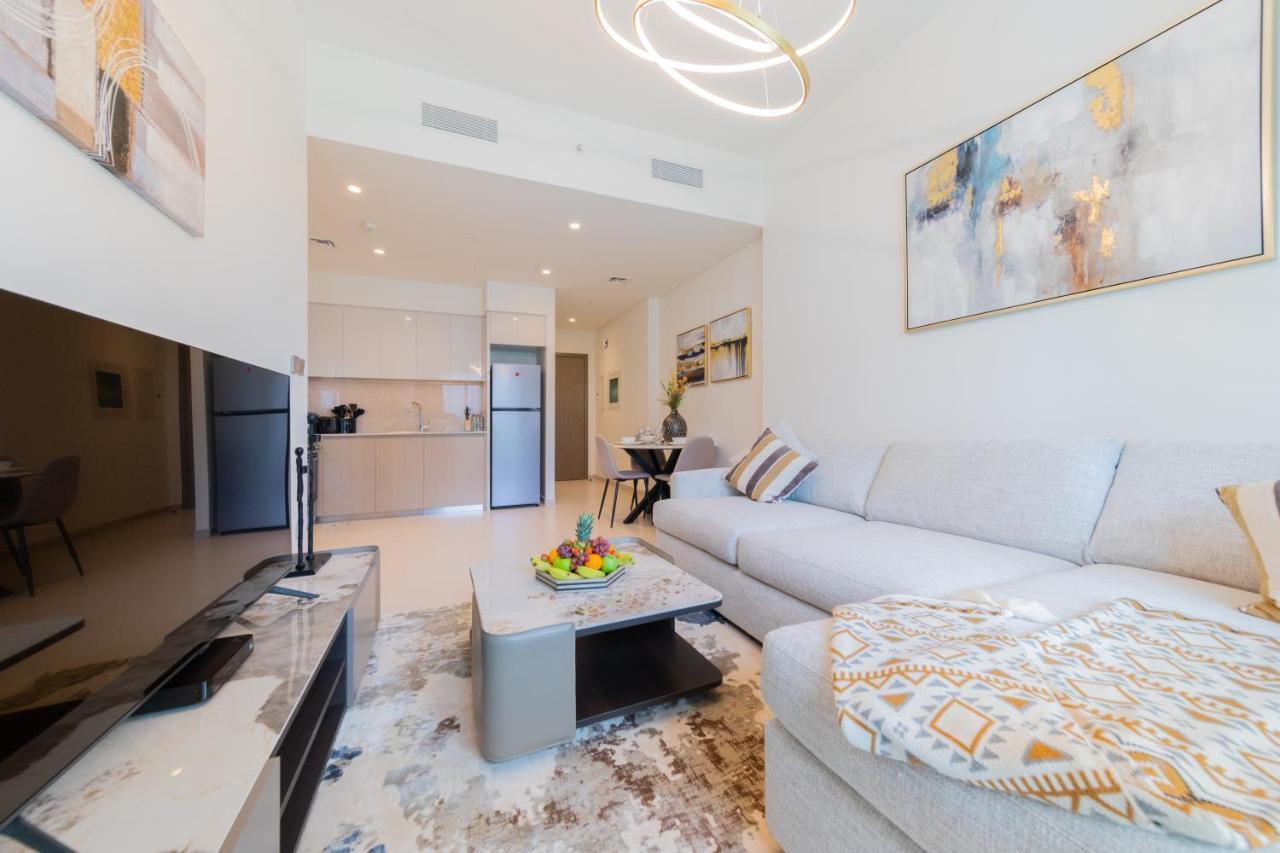 Apartment Eden's Homes & - Burj Royale *