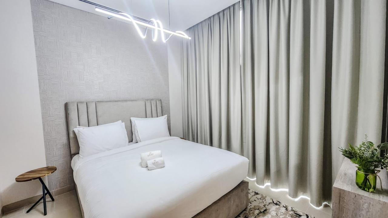 By Latinem Luxury 2br Cvr A208 Near Burj Khalifa Dubaï