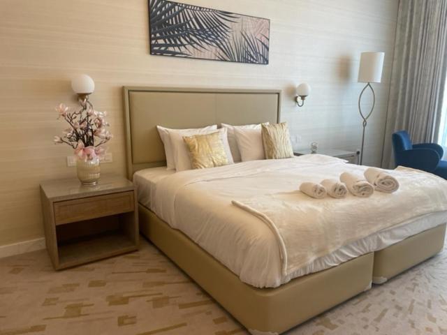 Reserve Now Stylish Studio4 In Palm Tower Sky Pool Views Appartement Dubaï