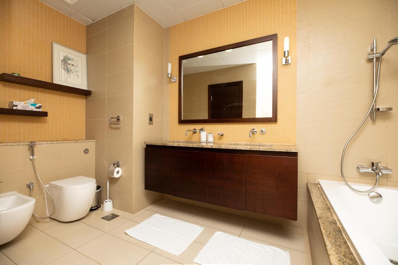 Apartamento Tiara Palm Jumeirah 1br Sea & Burj Al Arab View , Private Beach, Pool Dubái