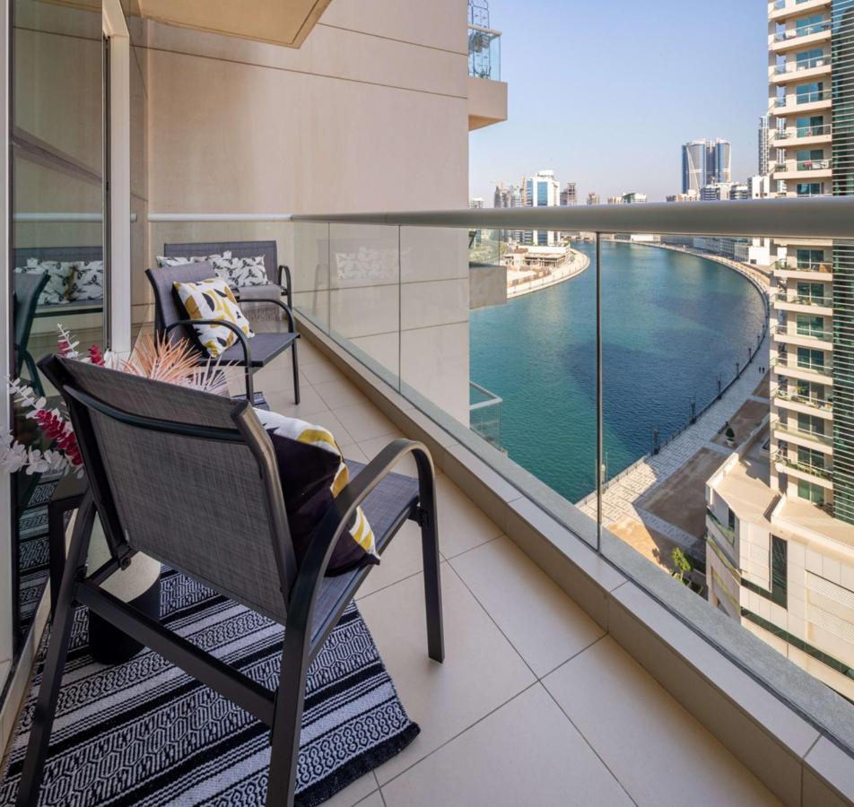 Frank Porter - Mayfair Residency Apartament