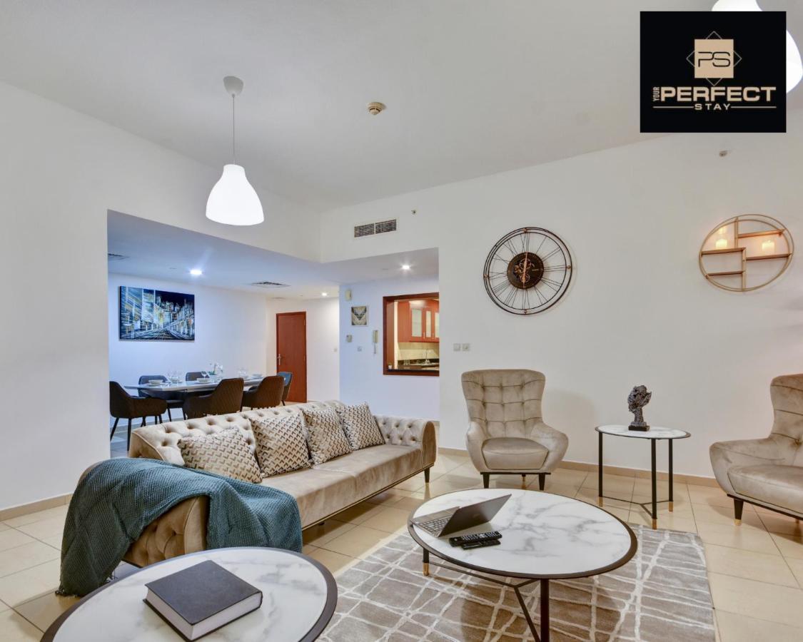 Apartment Jumeirah Beach Residence: Marina Views & Luxury Amenities