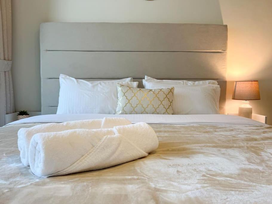 Apartment Moonstone - Tranquil, Large 2 Bedroom Apartment, Sea View, Marina Jbr