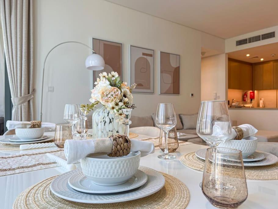Moonstone - Tranquil, Large 2 Bedroom Apartment, Sea View, Marina Jbr Dubai