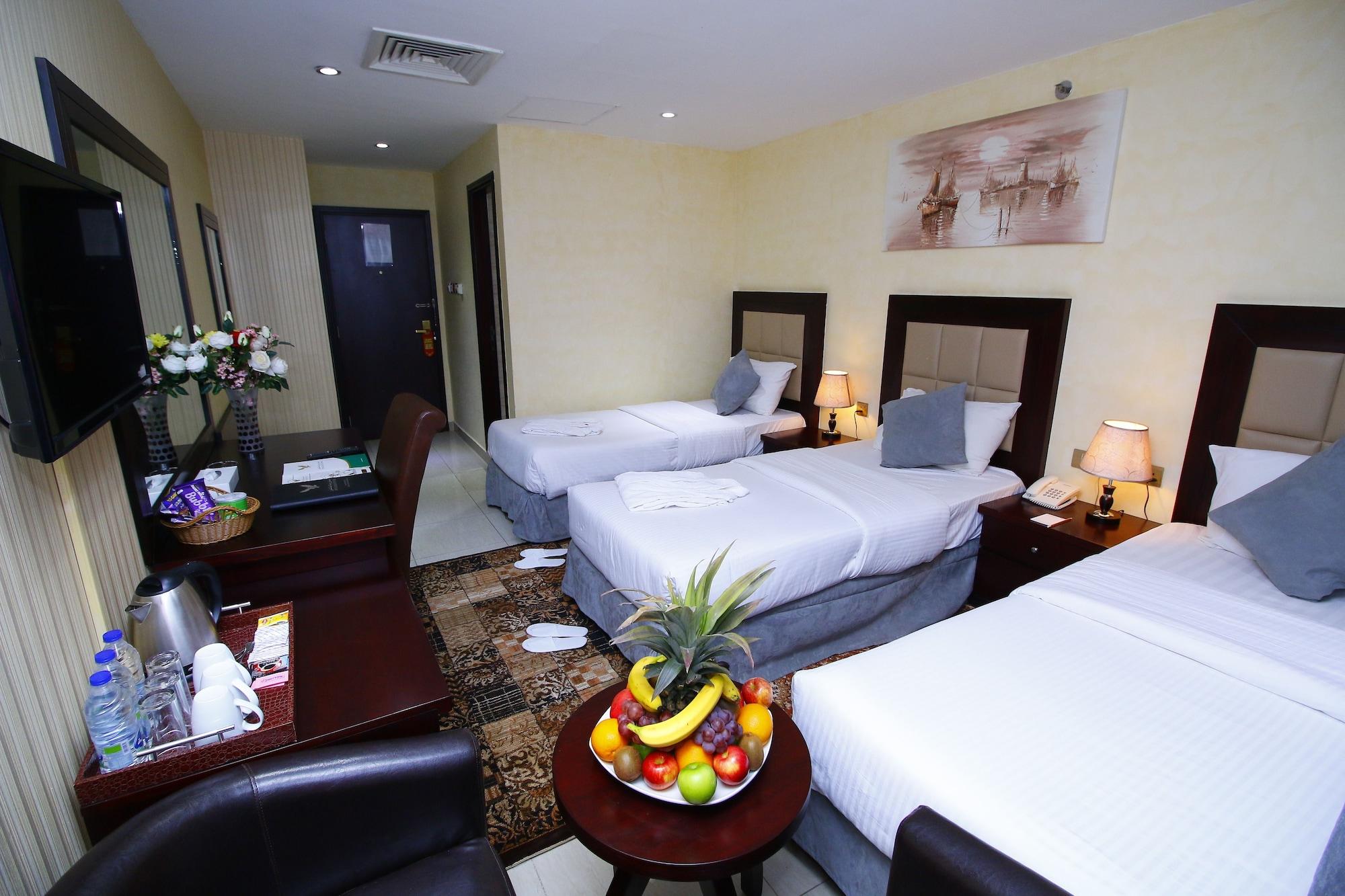 Royal Falcon 3*