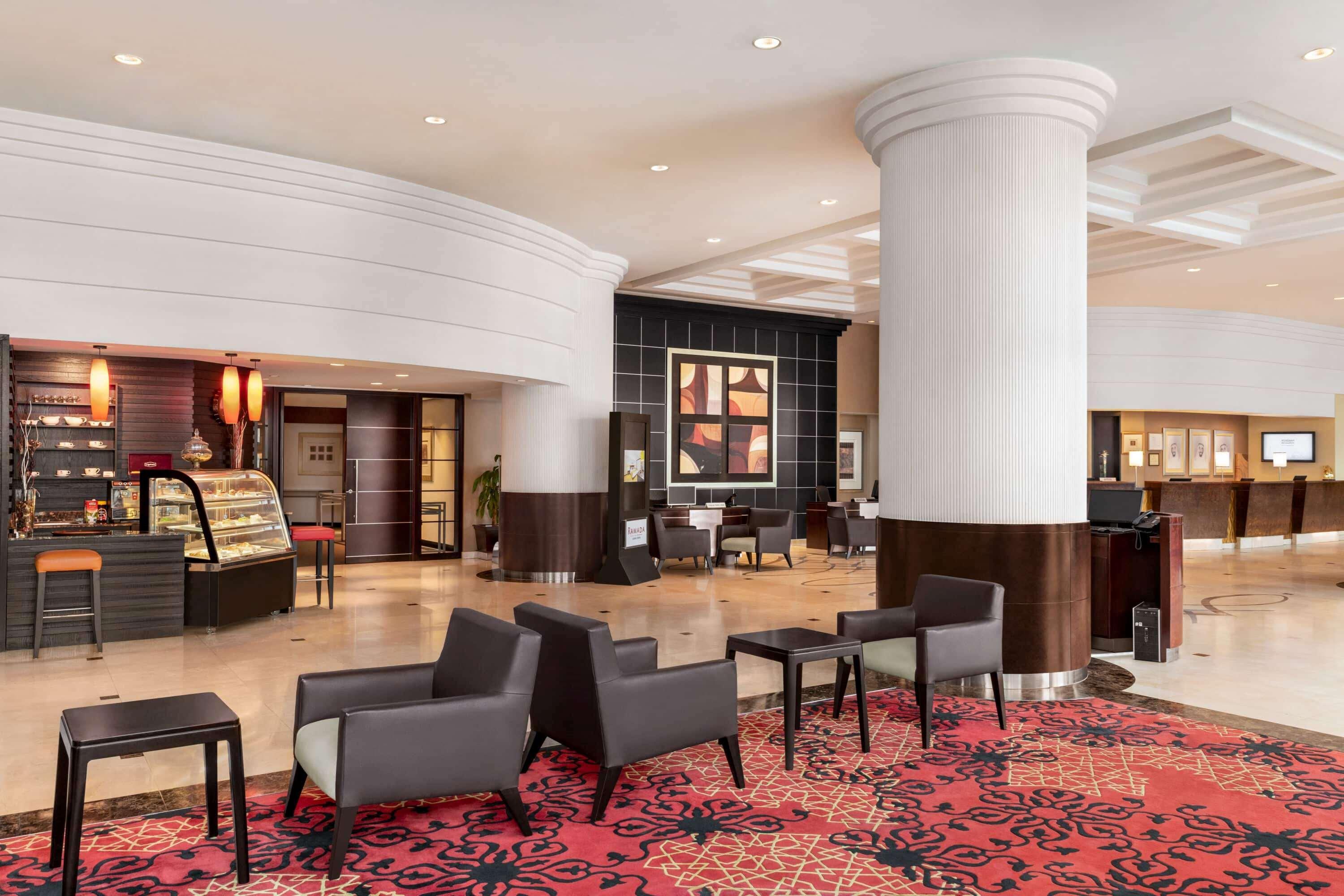 Ramada Plaza By Wyndham Deira Dubái