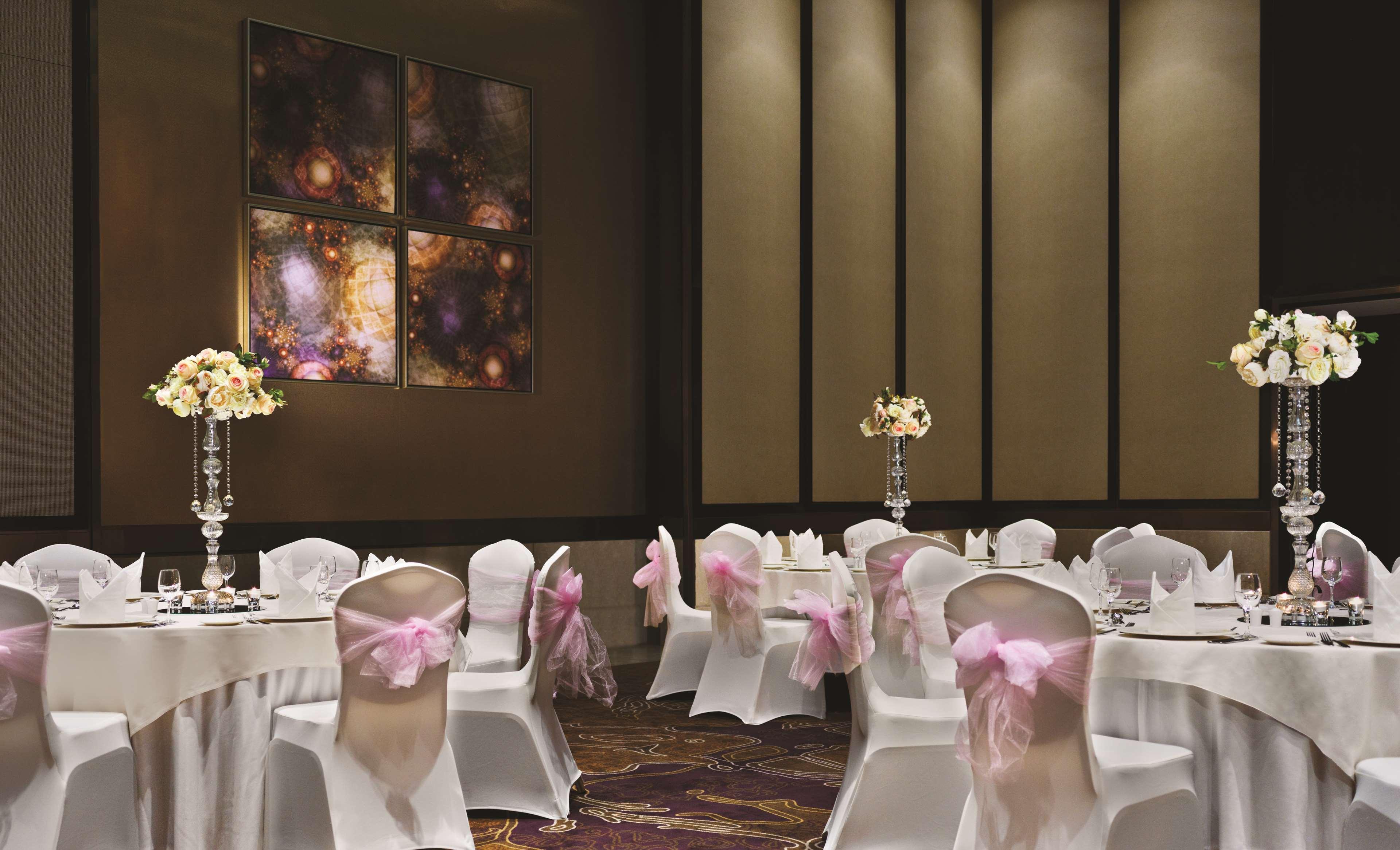 Swissotel Al Ghurair - Deira & Creek Hotel