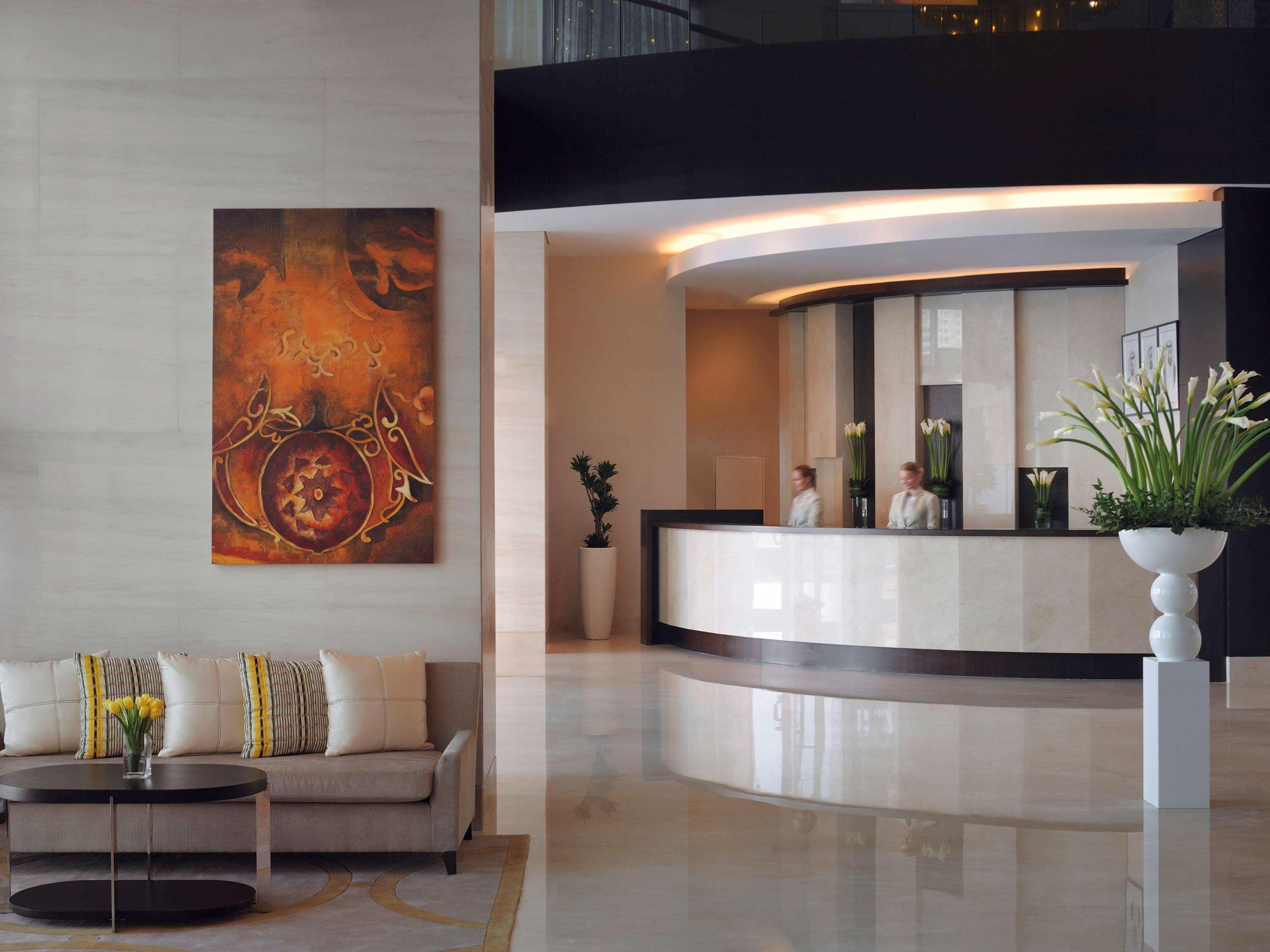 Moevenpick Jumeirah Lakes Towers Hotel 5*