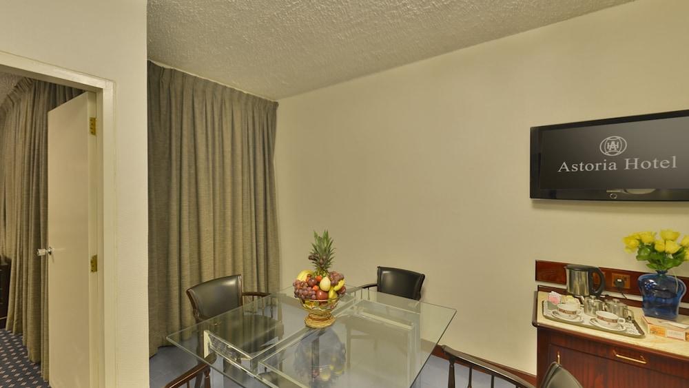 Grand Astoria Hotel