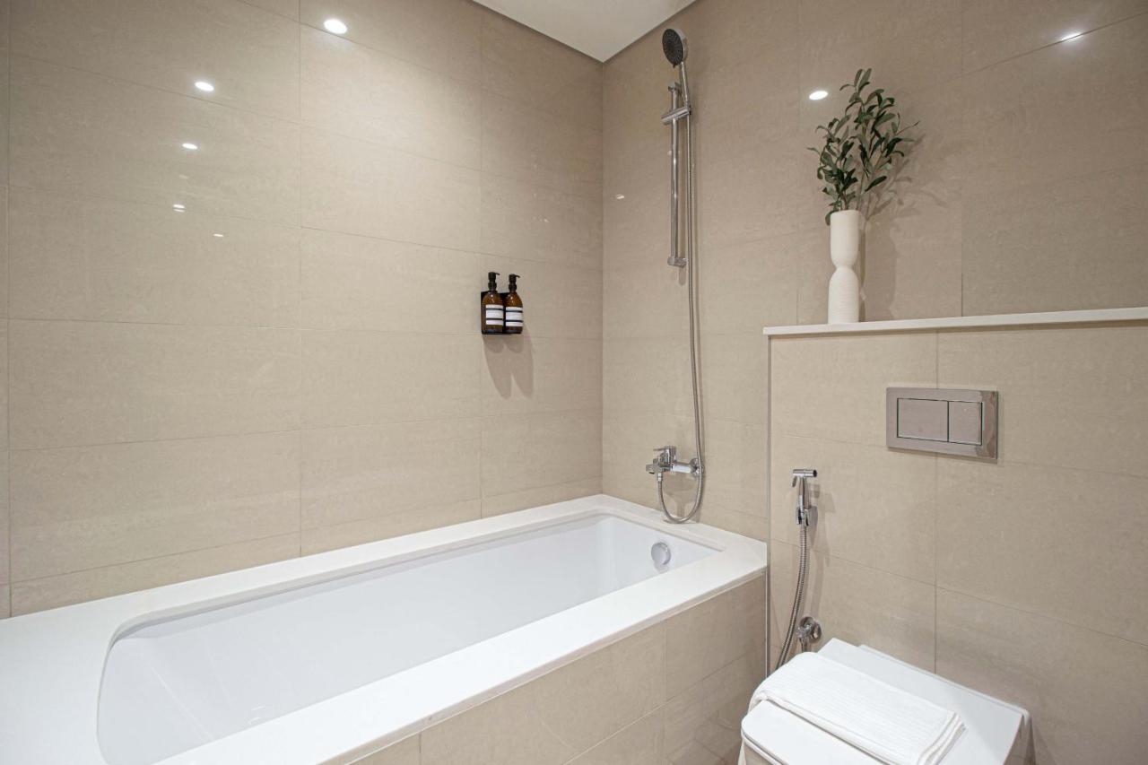 Appartement Havenue At Burj Royale - Full Burj Khalifa View - 2 Bed - Pool - Gym *