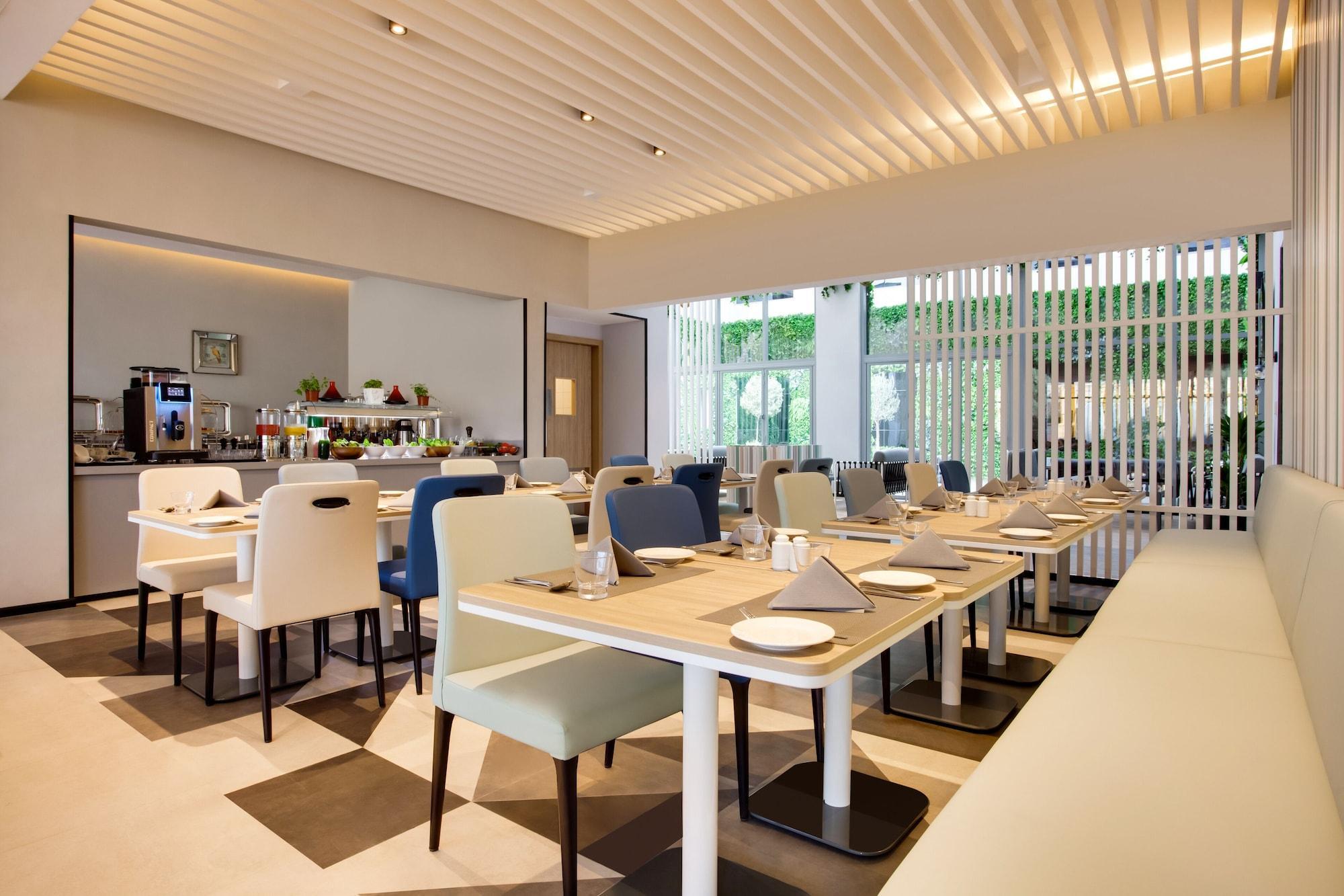 Hotel Lemon Tree Hotel, Jumeirah Dubái