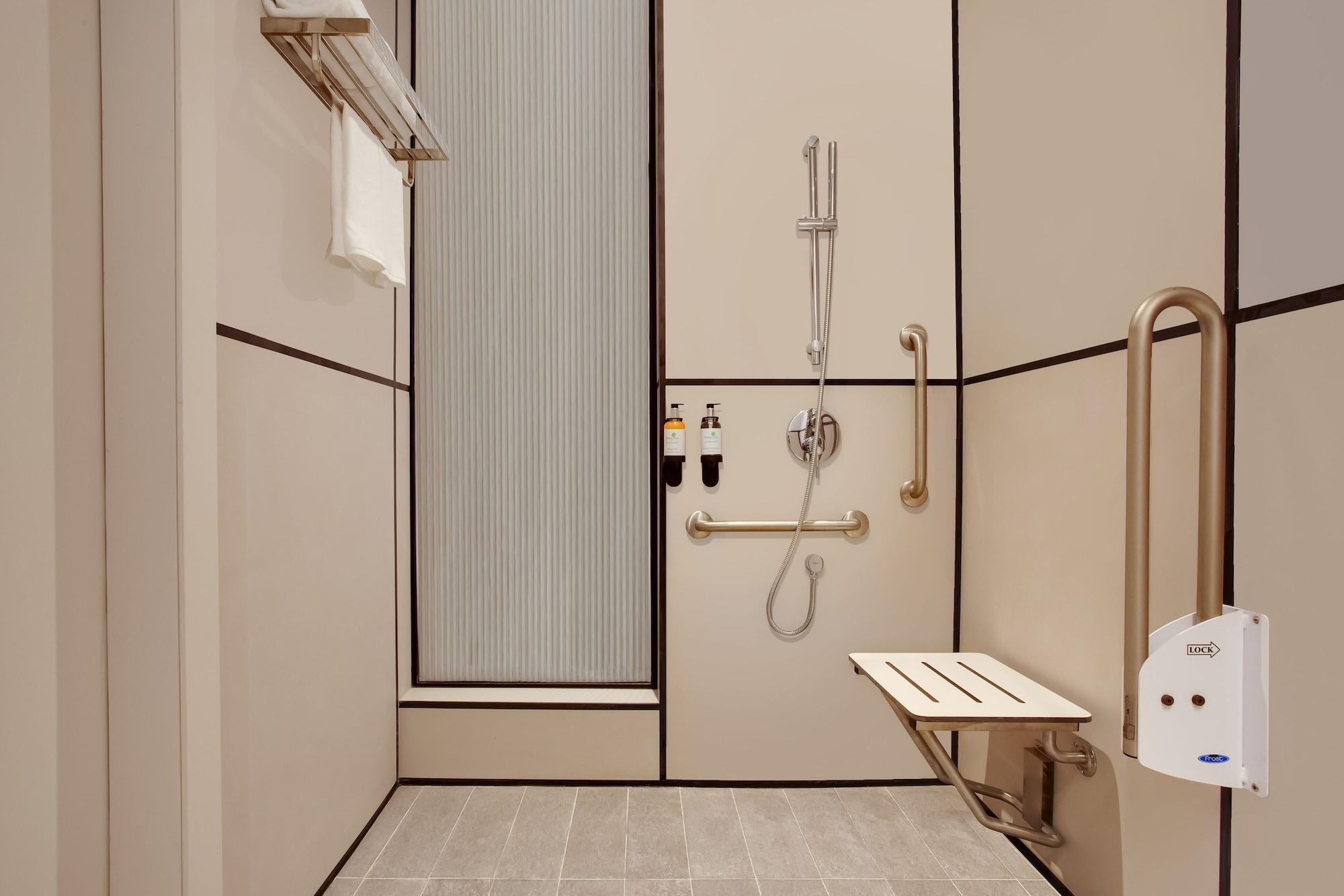 Lemon Tree Hotel, Jumeirah 4* Dubái