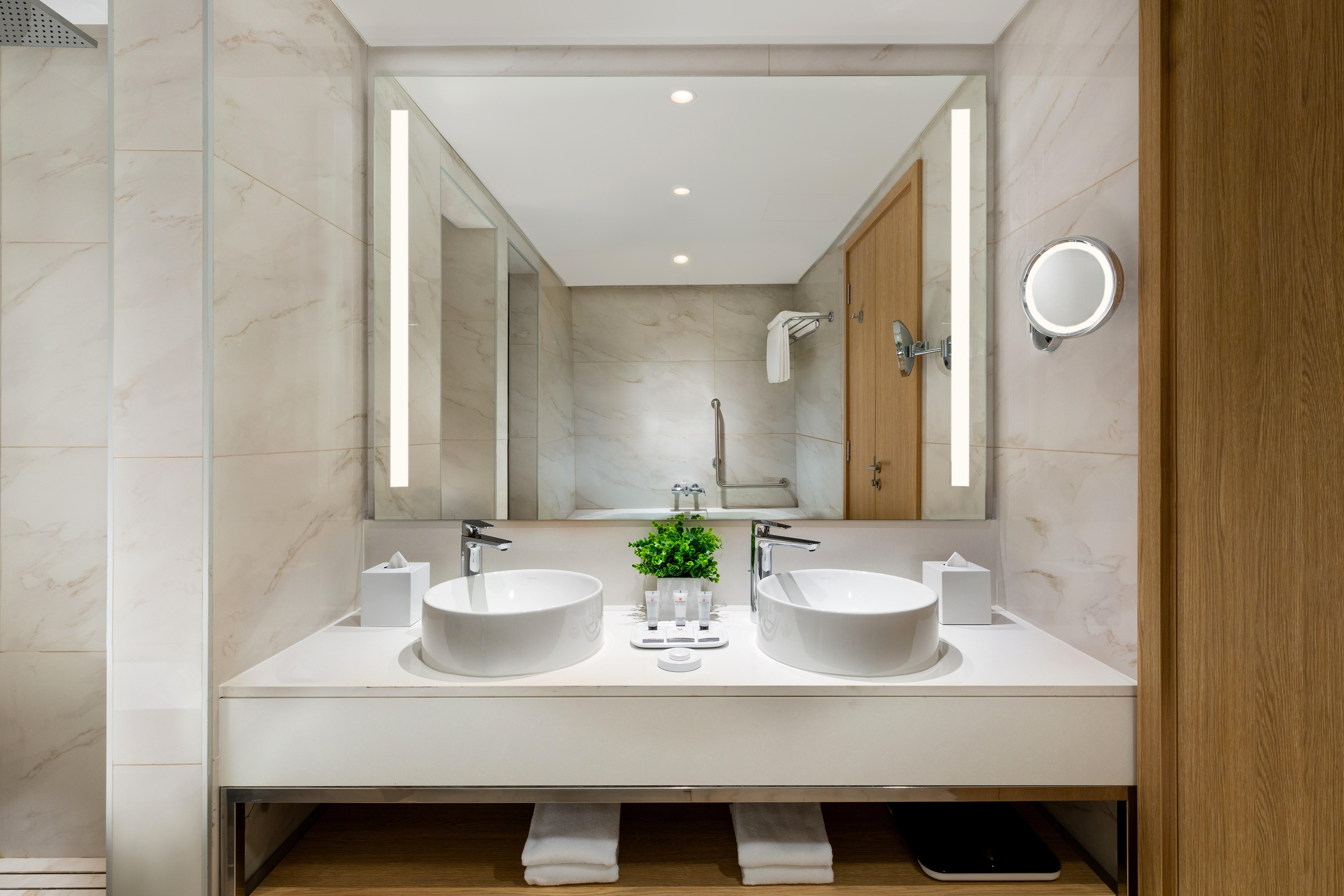 Millennium Place Mirdif 4*