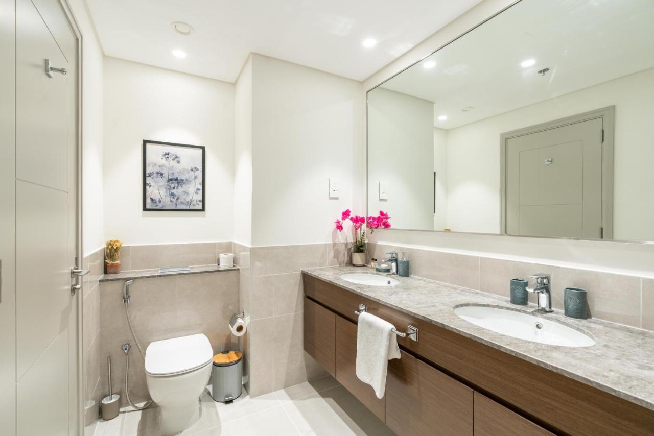 White Sage - Chic With Incredible Fountain And Sea View Dubaï