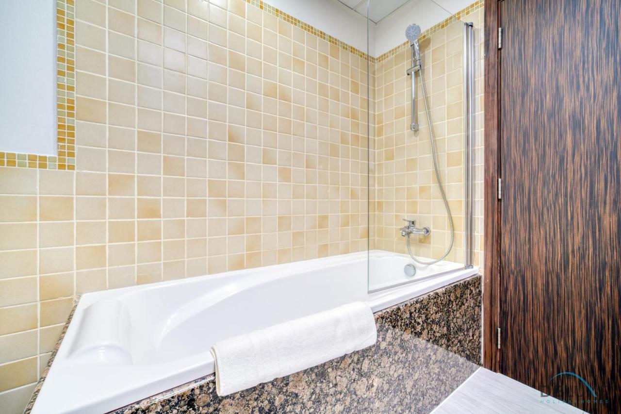 Exquisite 2br At Shams 1 Jbr By Deluxe Homes Appartement *