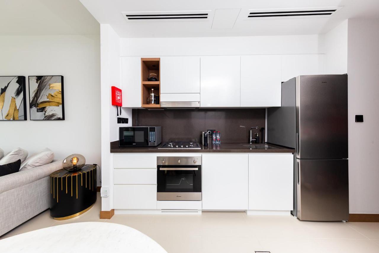 Brand-new 1 Bedroom With Full Marina View