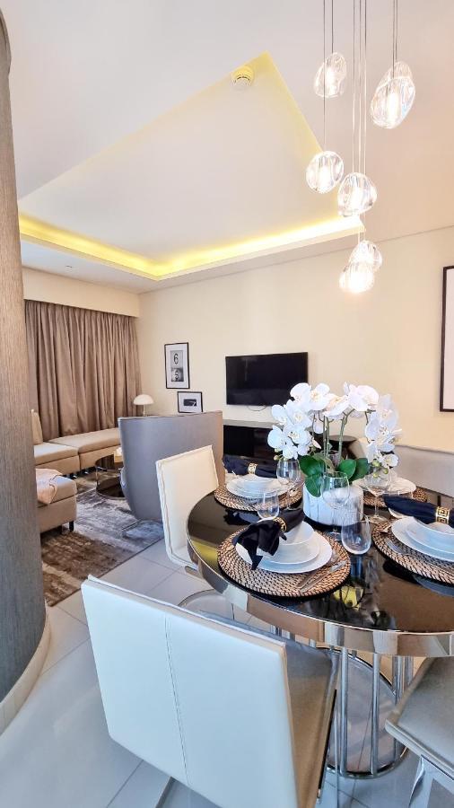 Apartment Stunning Paramount B19