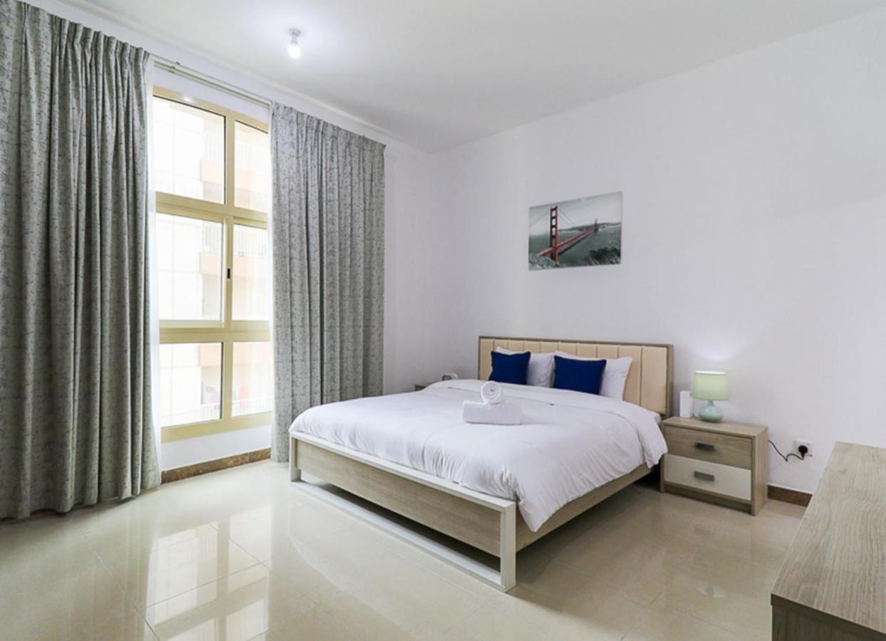 Rh- Spacious 2br, Steps Away From Mall Of Emirates, Al Barsha *